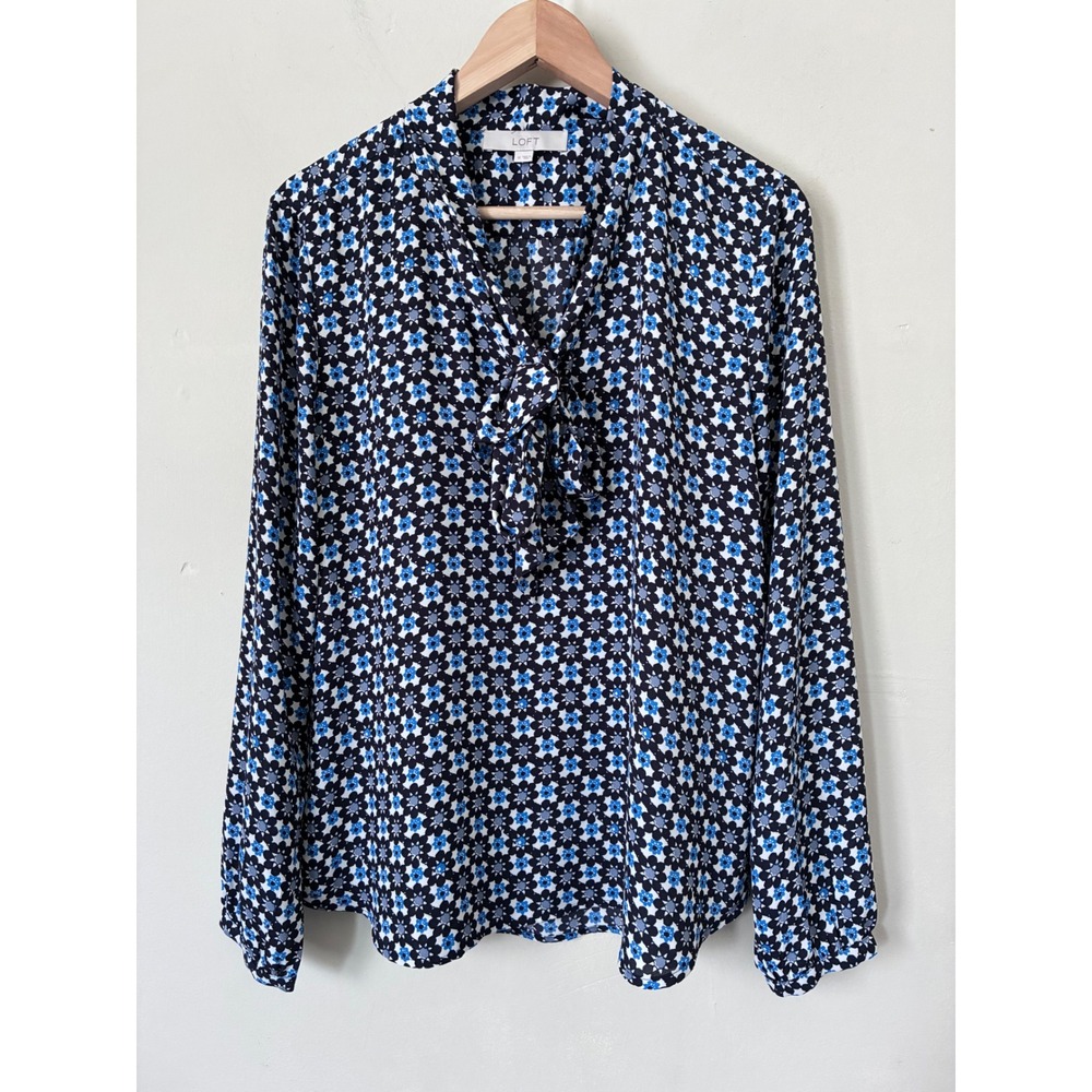 LOFT Ann Taylor Blue Floral Geometric Tie Neck Blouse Long Sleeve Size M